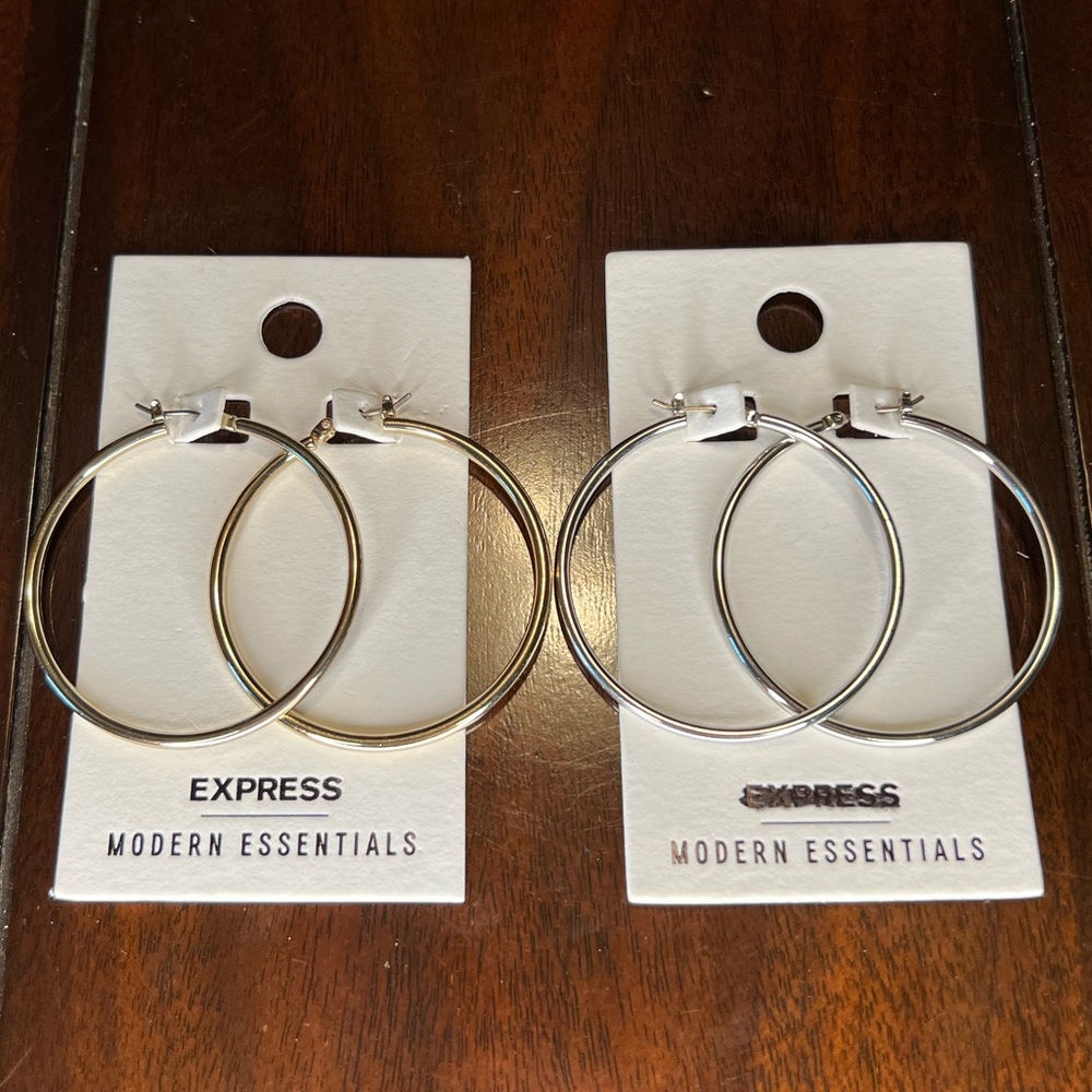 NWT Express Modern Essentials Gold Tone or Silver Tone Hoop Earrings